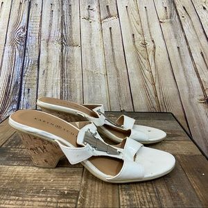 White dressy Karen Scott mini wedge sanded 7.5